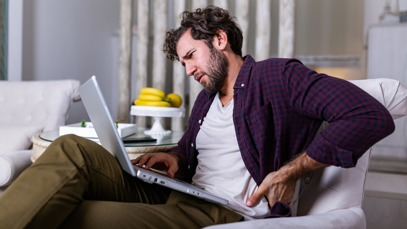 Половина россиян испытывают недостаток движения из-за сидячей работы