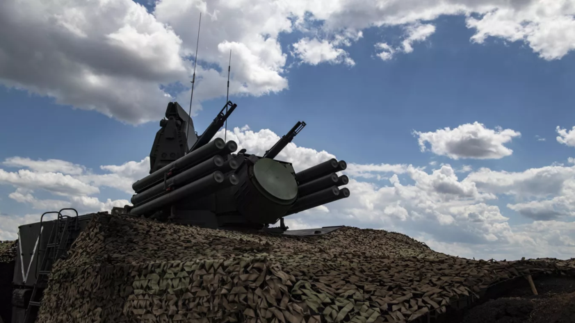 Средства ПВО сбили за сутки два снаряда HIMARS и 59 украинских БПЛА