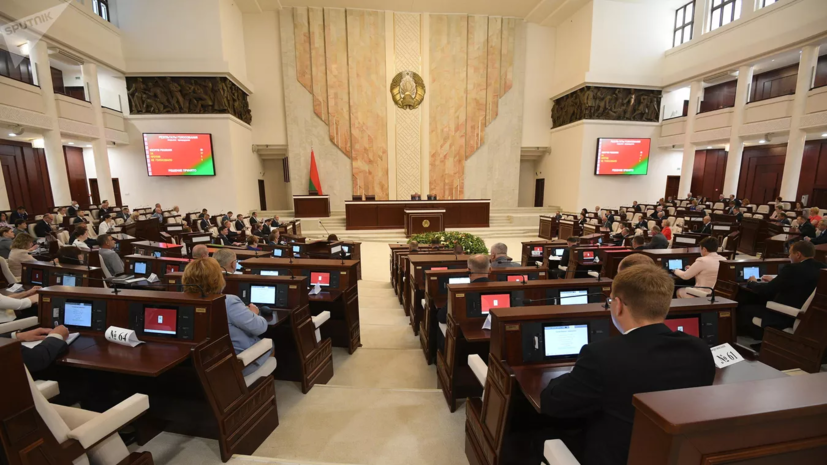 В парламенте Белоруссии не видят предпосылок дестабилизации в стране к выборам