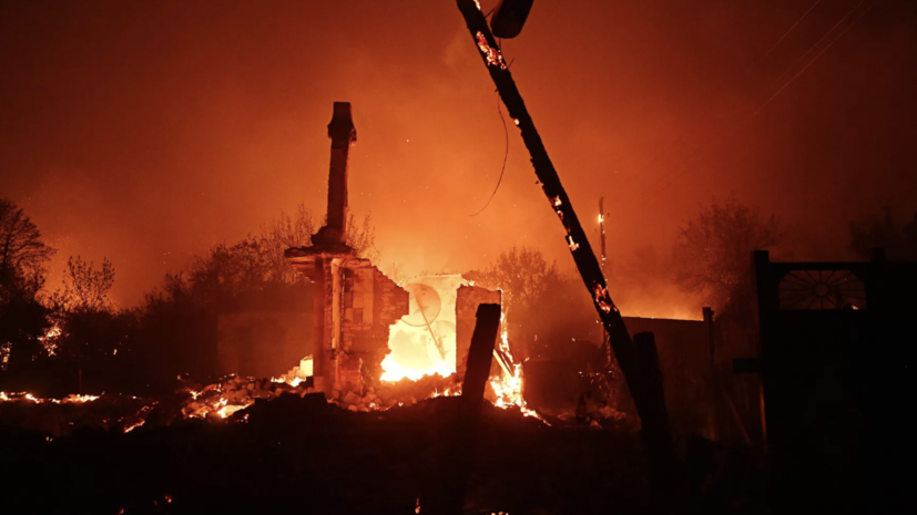 В МЧС ЛНР заявили о ликвидации 60 пожаров в регионе