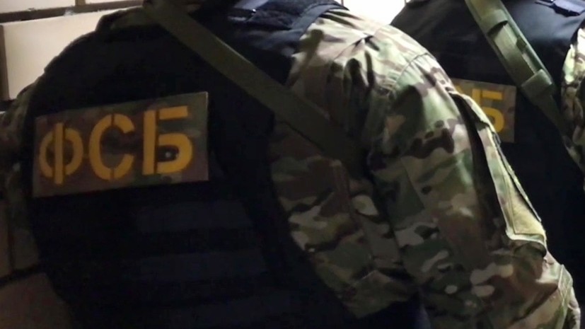 ФСБ показала видео задержания жителя ЛНР по подозрению в передаче данных ВСУ