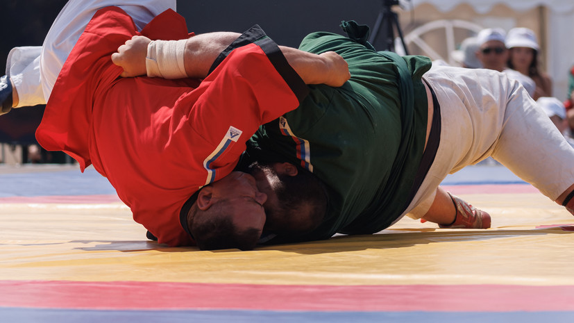 Армянский и турецкий борцы подрались на молодёжном чемпионате мира