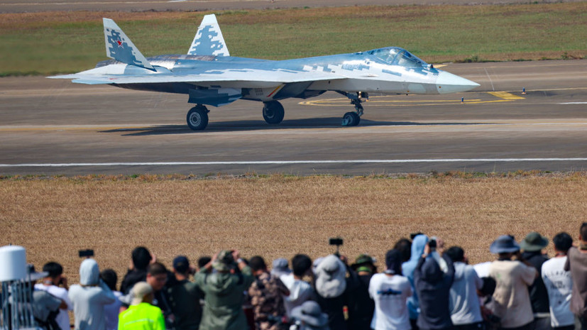 Российский Су-57 стал главной премьерой на аэрокосмическом салоне Airshow China