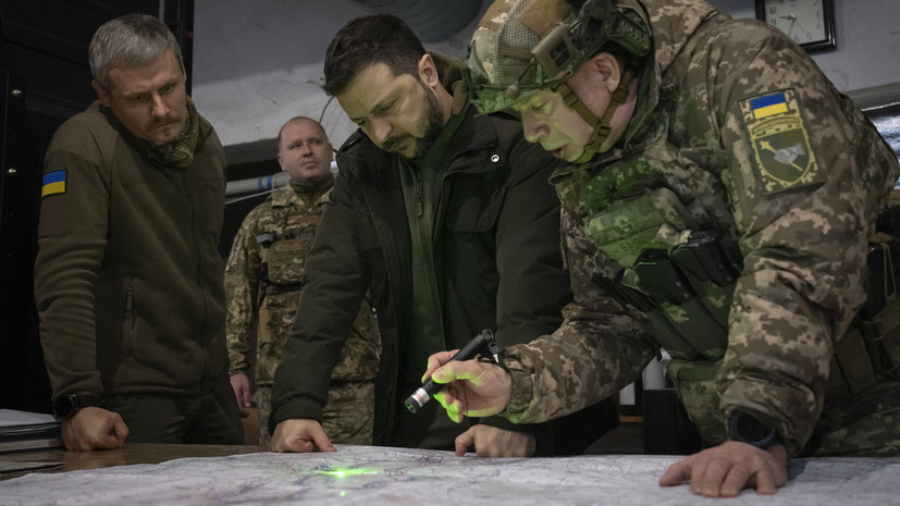 «Первый вопрос — это гарантии безопасности»: западные СМИ сообщают о планах Киева пойти на территориальные уступки РФ