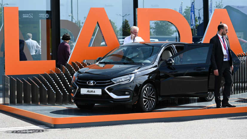 АвтоВАЗ анонсировал начало розничных продаж бизнес-седана Lada Aura