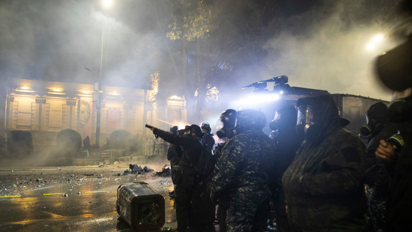 В Тбилиси за два дня протестов пострадали 42 сотрудника МВД