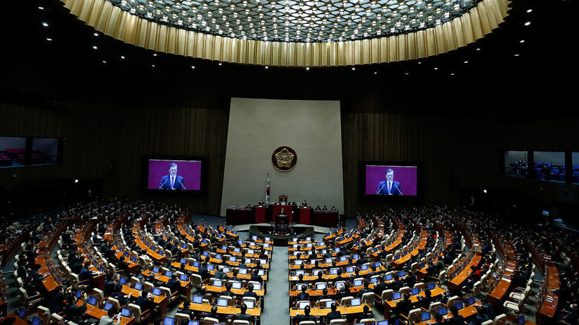 Парламент Южной Кореи проголосовал за отмену военного положения