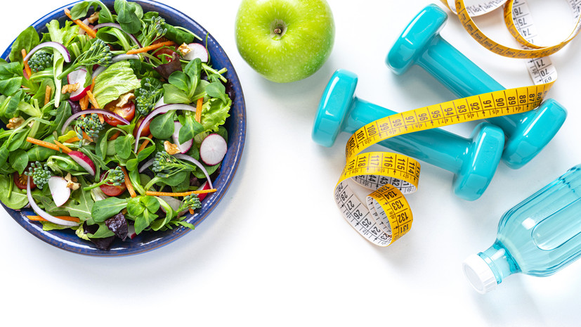 Врач Хаустова: здоровый рацион и спорт помогут избежать набора веса зимой