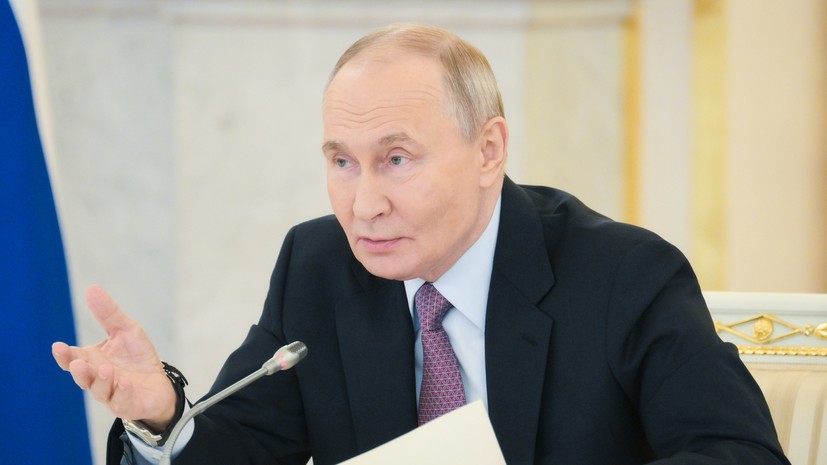 Путин назвал 2025 год ключевым для нового этапа технологического развития