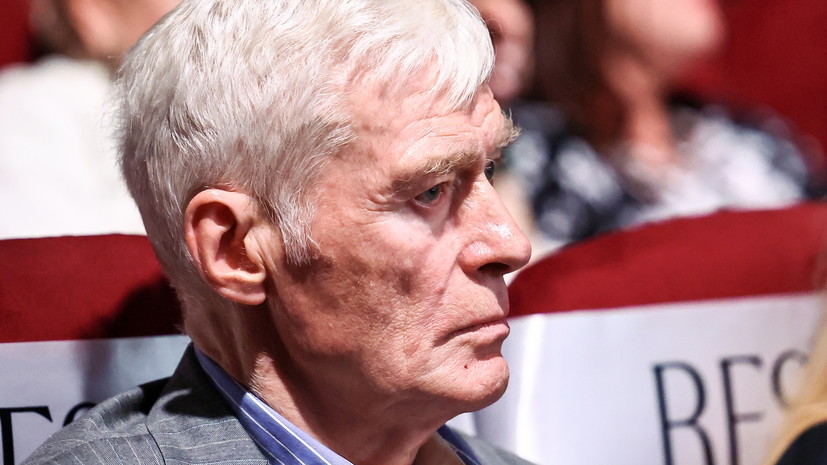 BAZA: актёр Щербаков попал в больницу с переломом лицевой кости и сотрясением