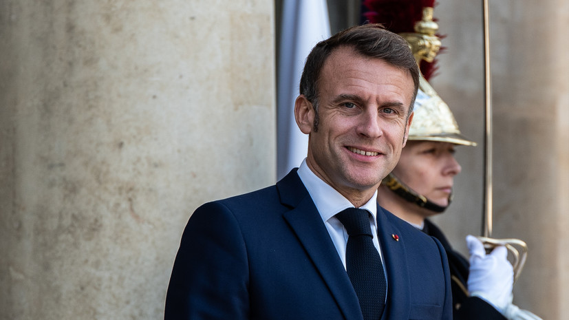Макрон заявил, что останется на посту президента до конца полномочий в 2027 году
