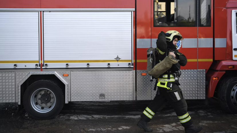 В Нижнем Новгороде локализовали пожар на складе