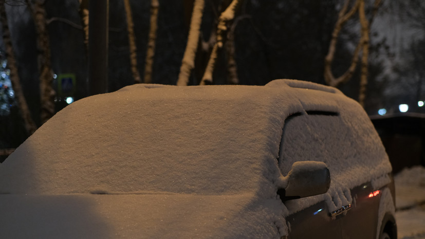 Автоэксперт Трушкова посоветовала в морозные ночи оставлять машину на паркинге