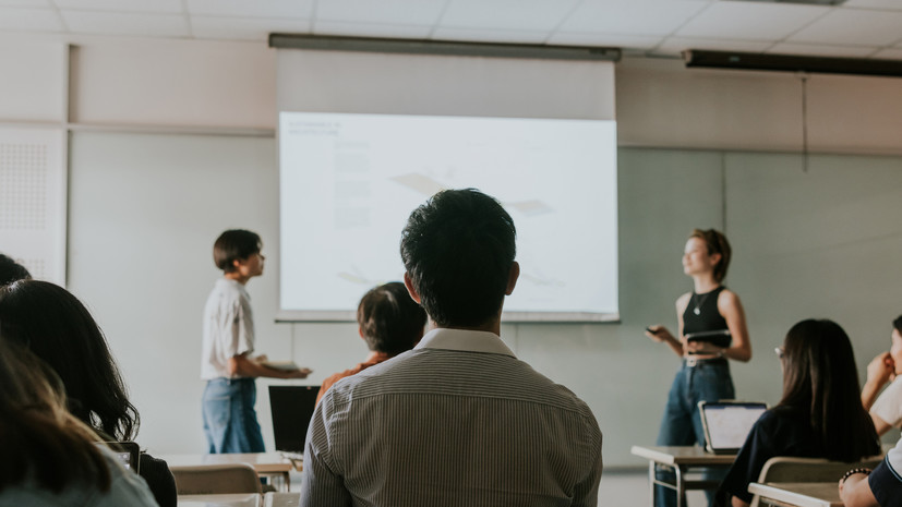 Во Владимире открыли Международный клуб молодых лидеров