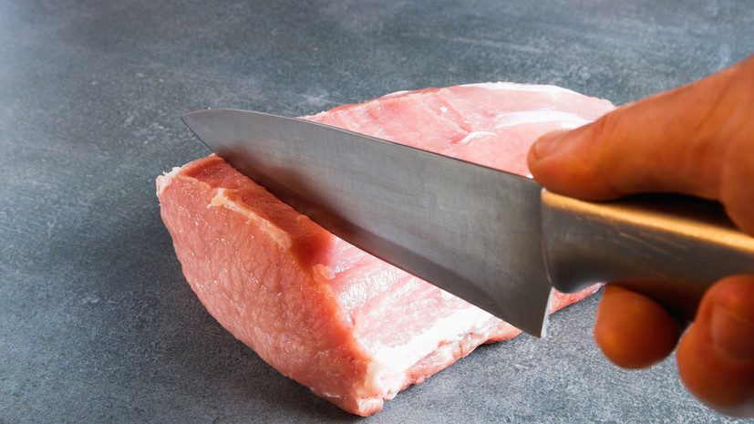 Врач советует в новогоднюю ночь выбрать диетические варианты мясных блюд