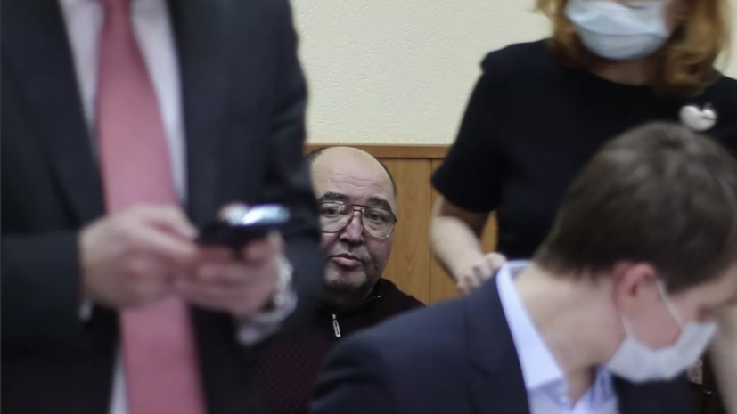 В суде признали законным освобождение экс-сенатора Шпигеля