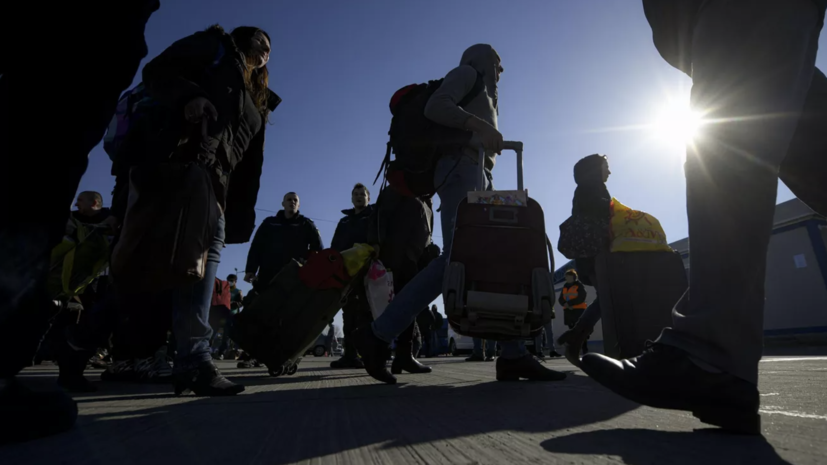 Politico: людям с Западной Украины стали чаще отказывать в убежище