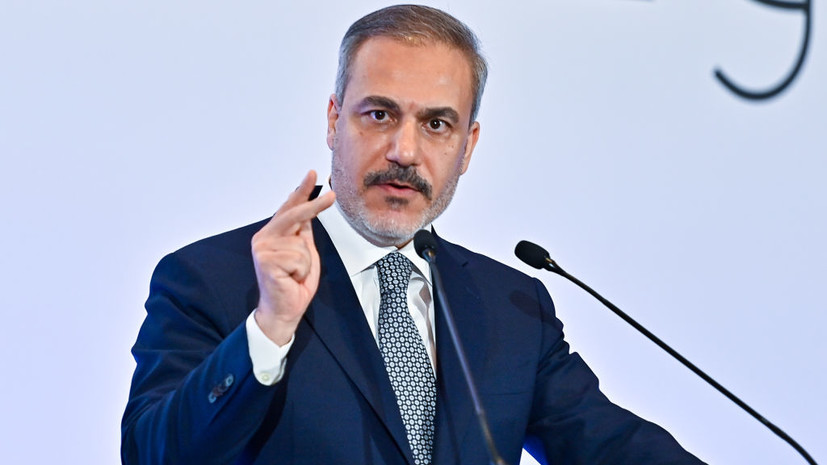 Глава МИД Турции заявил о подготовке к открытию посольства в Сирии