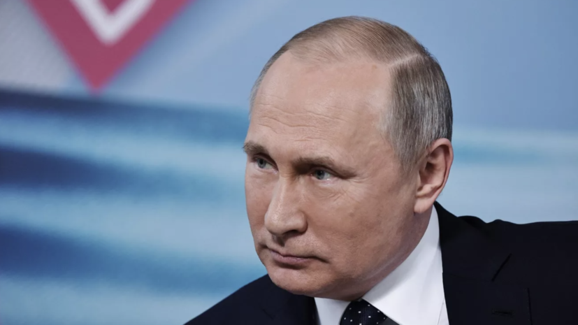 Путин удивился, что в школах нет оценки за поведение