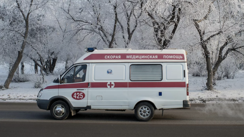 В Челябинске школьница сломала кисти рук, пытаясь повторить тренд из TikTok