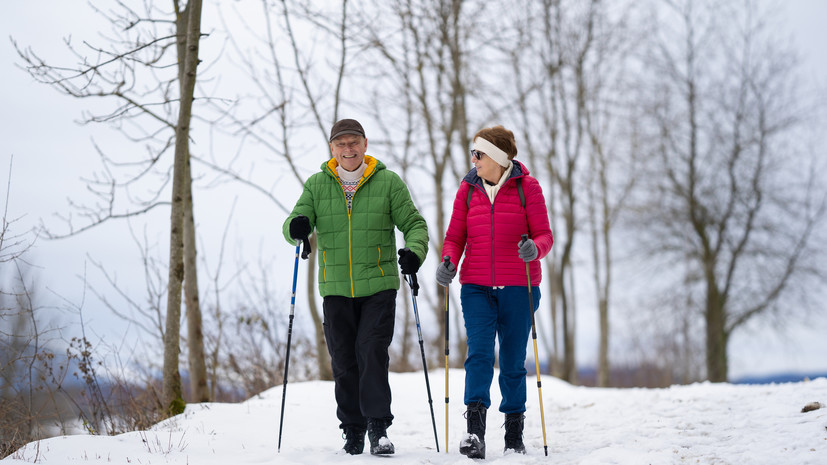 Врач Серебрянский посоветовал пожилым заниматься ходьбой не менее трёх раз в день