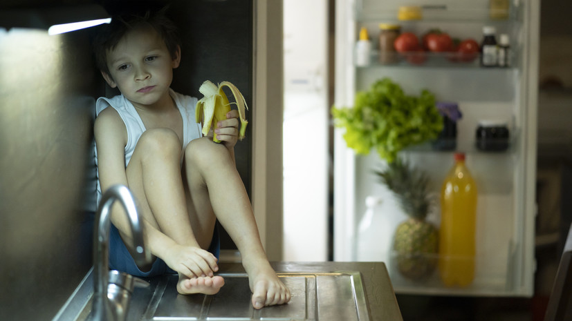 Врач Серёжина посоветовала не есть фрукты перед сном