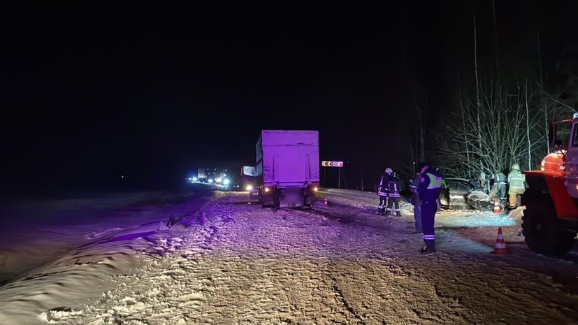 В ДТП в Ленинградской области погибли три человека