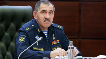 Путин присвоил звание генерала армии замглавы Минобороны Евкурову и Горемыкину