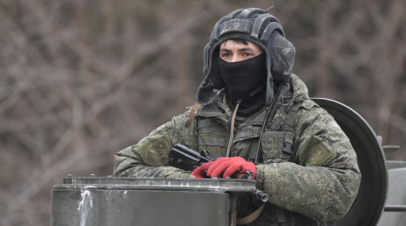 Профессор Дизен: Россия действует сдержанно на Украине, потому что выигрывает