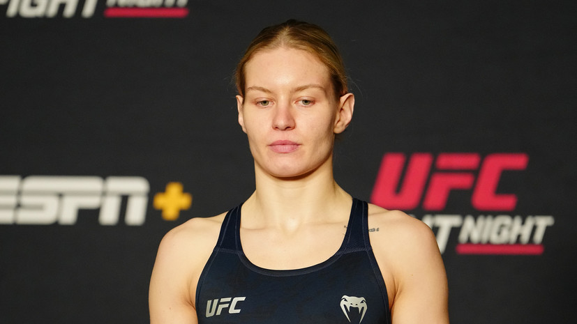 Дудакова ударила своего тренера после поражения на турнире UFC