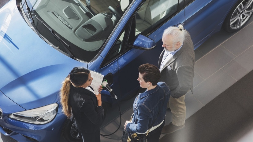 «Ъ»: в России салоны с китайскими автомобилями стали закрываться в 2,4 раза чаще