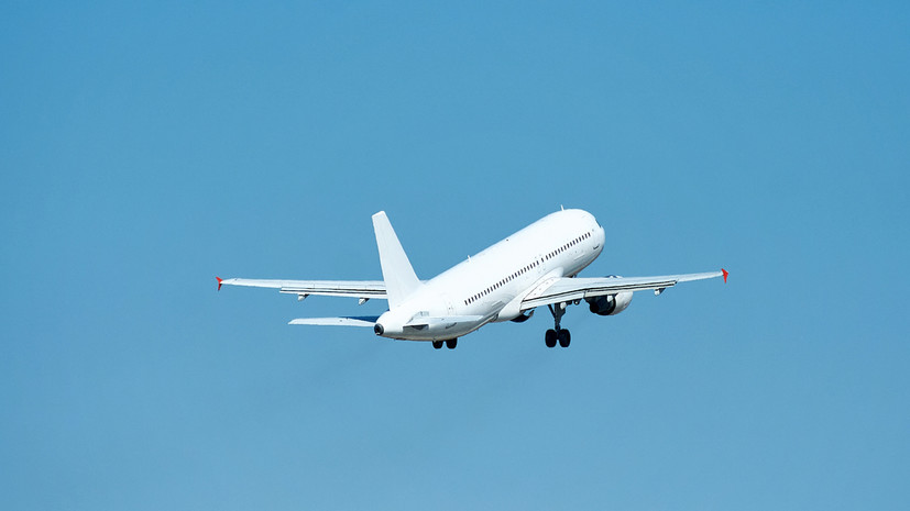 «СТРАНА.ua»: каждый третий молодой человек хочет навсегда покинуть Украину