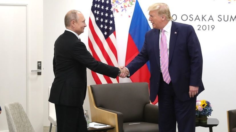 Подоляк надеется, что после разговора с Путиным Трамп не станет договариваться