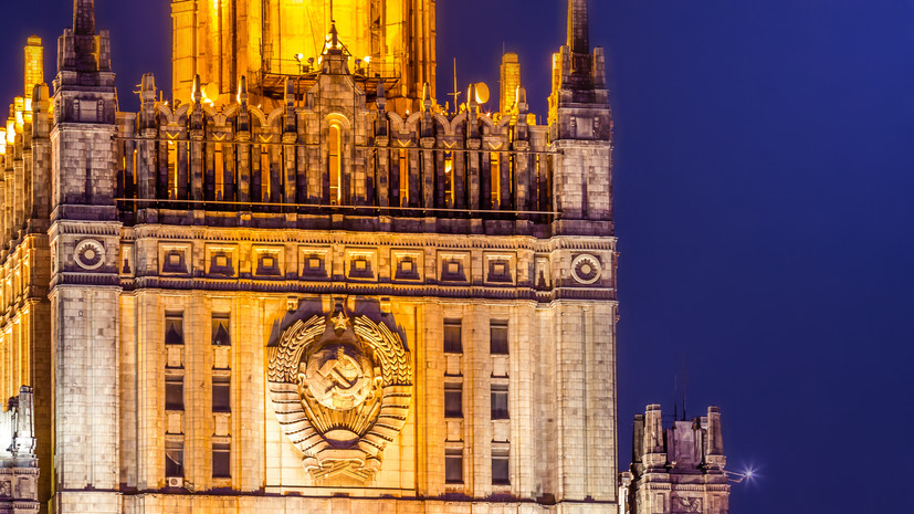 МИД России: судьбу Гренландии должны решить её жители без вмешательства извне