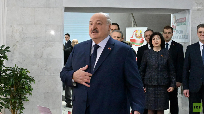 Лукашенко — о неоднозначном жесте Маска: они очумели и одурели