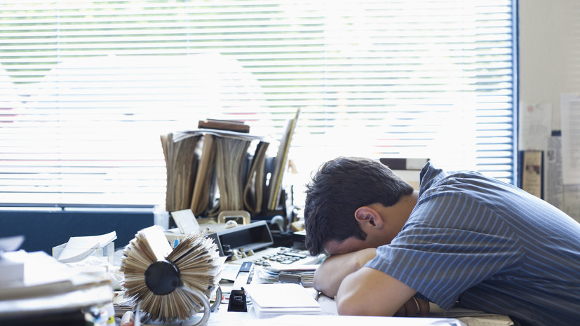 Около четверти россиян признались, что часто ленятся на работе