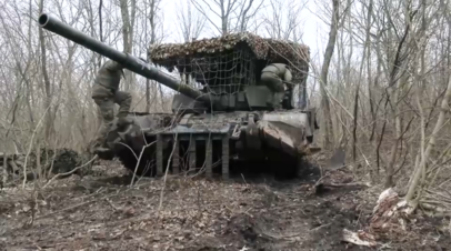 «Начался обстрел, и мы приняли удар на себя»: экипаж танка Т-72 освобождает Великую Новосёлку