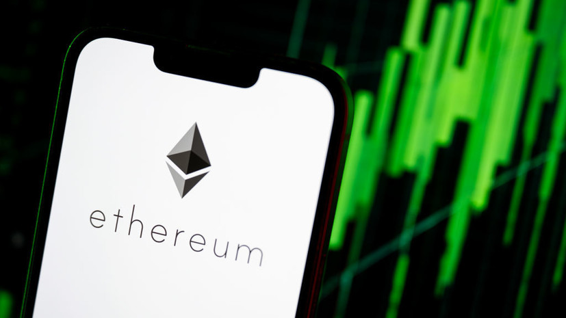 Bloomberg: криптовалюта Ethereum упала на 26,5% на торгах в Азии