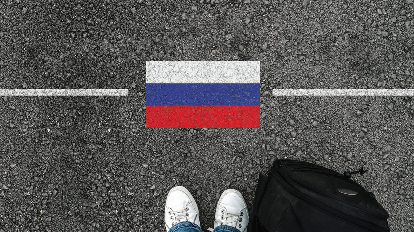 Толстой сообщил, что не получал обращений от журналистки Наташи Рей об убежище