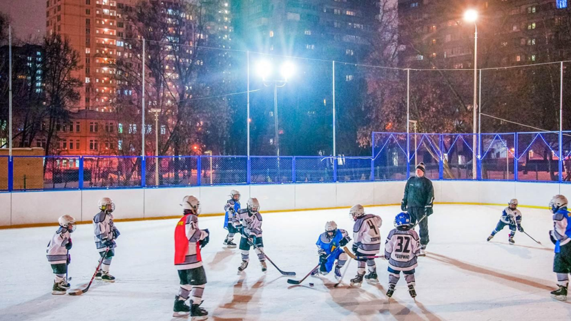 Во дворах Москвы установили более 9,7 тысячи фонарей за год