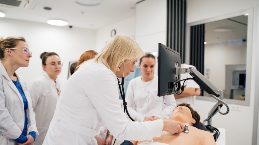 Собянин: в Москве более 115 тысяч медиков повысили квалификацию в 2024 году