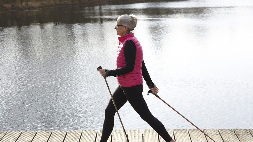 Невролог Демьяновская: скандинавская ходьба стабилизирует нервную систему
