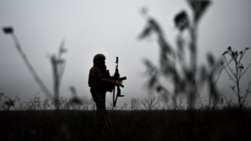 Mash: боец ВС России полз три километра с перебитыми ногами до своих позиций