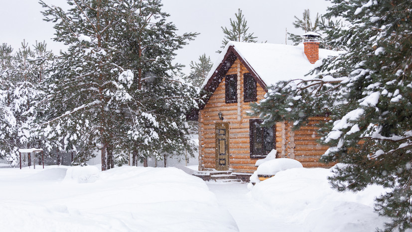 Специалист Тумаркин дал советы по покупке загородного дома