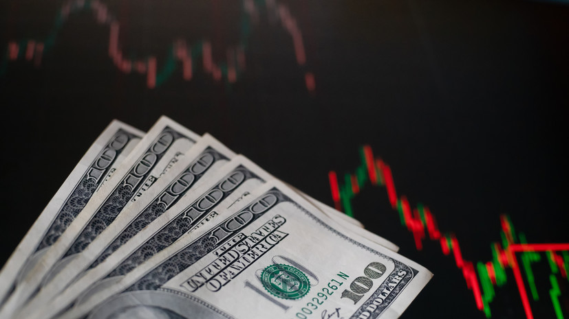 Специалист Бархота спрогнозировал дальнейшее снижение курса доллара