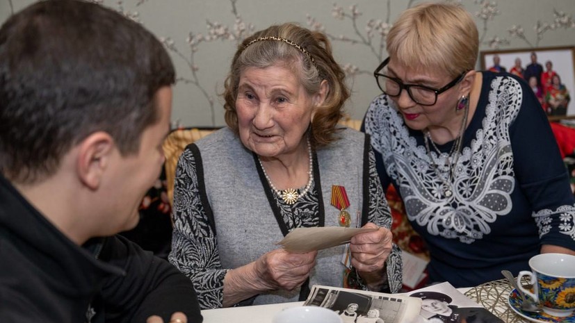 На Ямале наградили труженицу тыла Горшкову