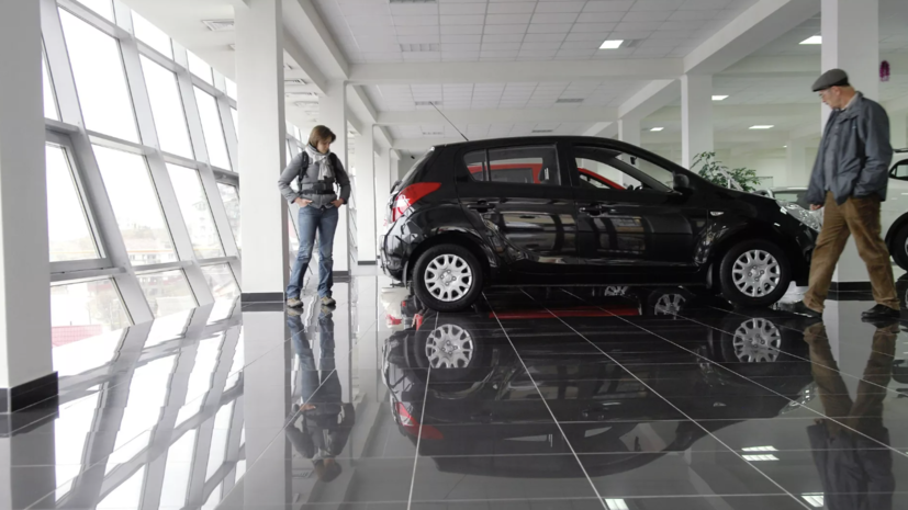 Автоэксперт Шелков перечислил риски при покупке машины в другом городе