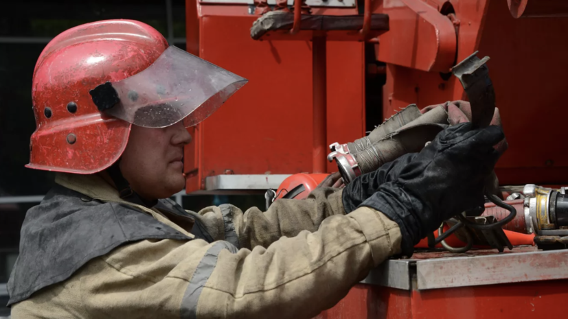 МЧС: к месту пожара в Подмосковье направили передвижную лабораторию