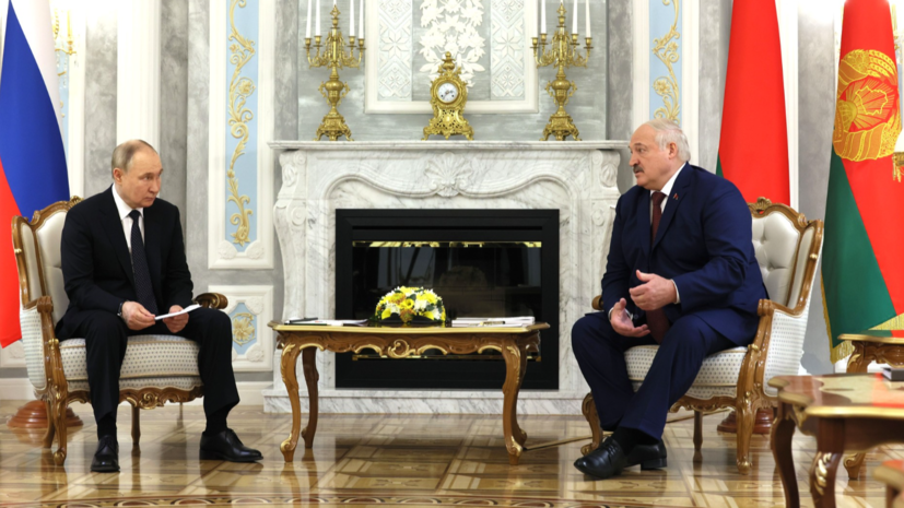 Песков: Путин и Лукашенко обсуждают тему Украины во время каждой встречи