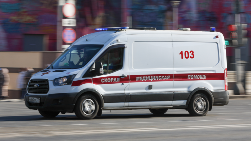 МВД: в Петербурге пассажир троллейбуса умер после драки с кондуктором